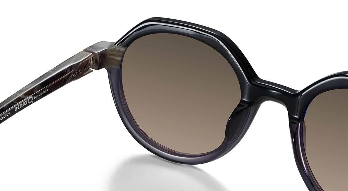 Etnia Barcelona POBLENOU Sunglasses - Black Grey - view 3